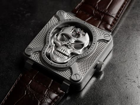 bell and ross skull